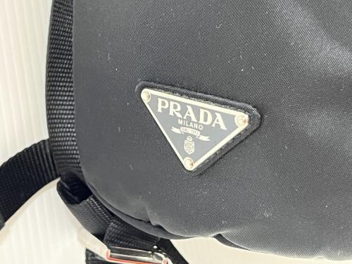 プラダのナイロンリュック