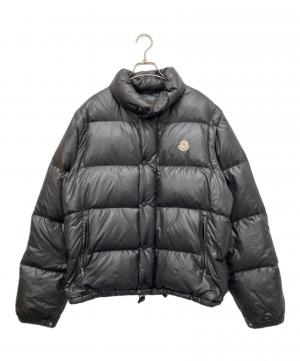 「ラグジュアリーブランドのMONCLER 」