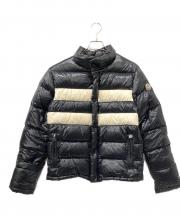 「ラグジュアリーブランドのMONCLER 」