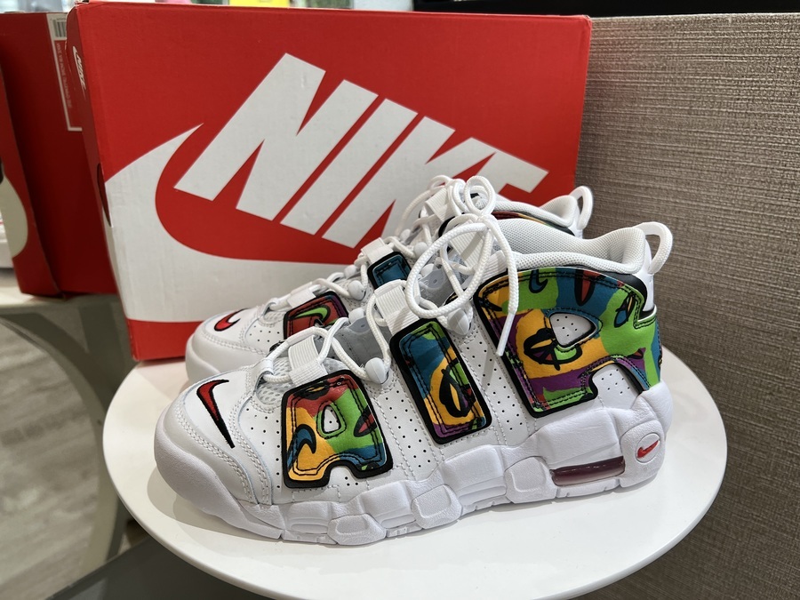 日本未発売 NIKE AIR MORE UPTEMPO GS 