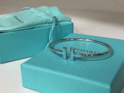 「ラグジュアリーブランドのTiffany & Co 」