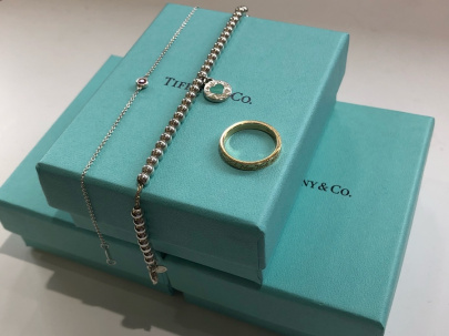 「ラグジュアリーブランドのTiffany & Co 」