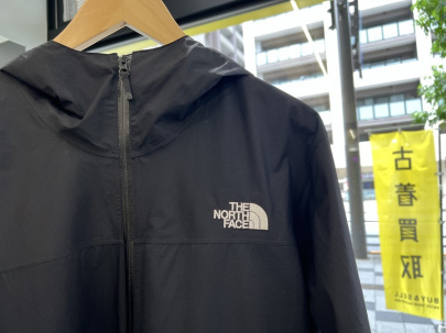 「アウトドアブランドのTHE NORTH FACE 」