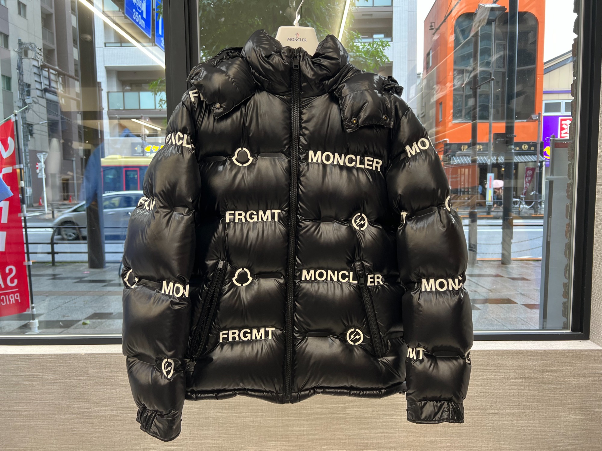 人気ブランドコラボアイテム【MONCLER GENIUS × FRAGMENT DESIGN ...