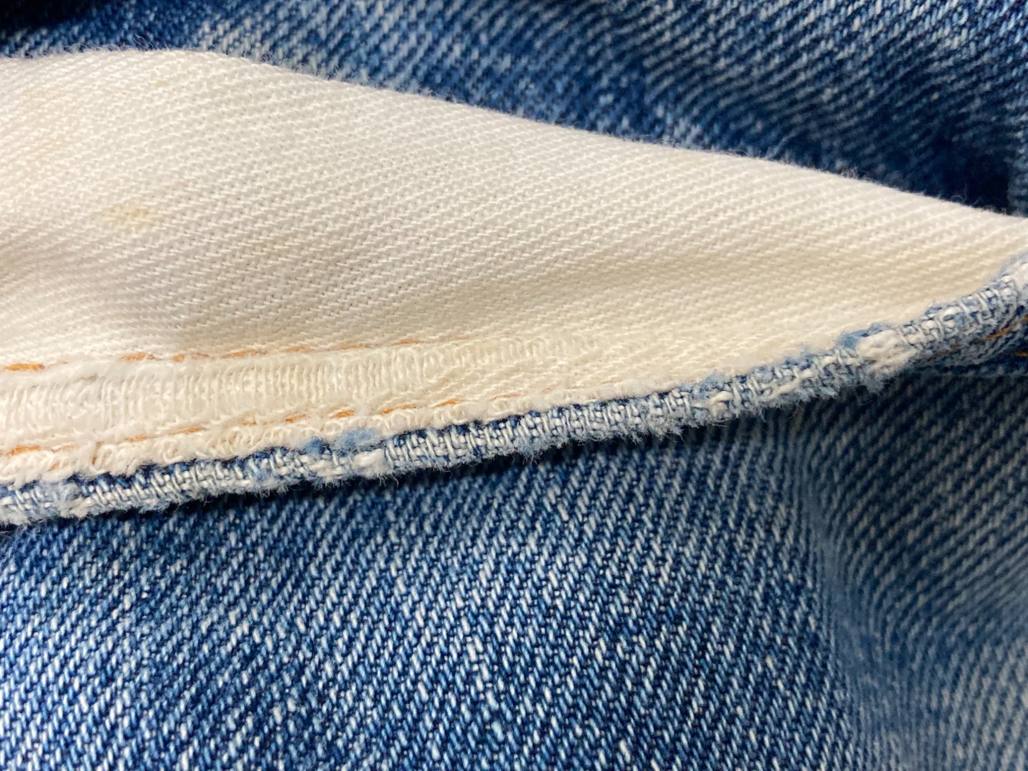 66前期【LEVIS/リーバイス】より ヴィンテージデニムパンツ をご紹介