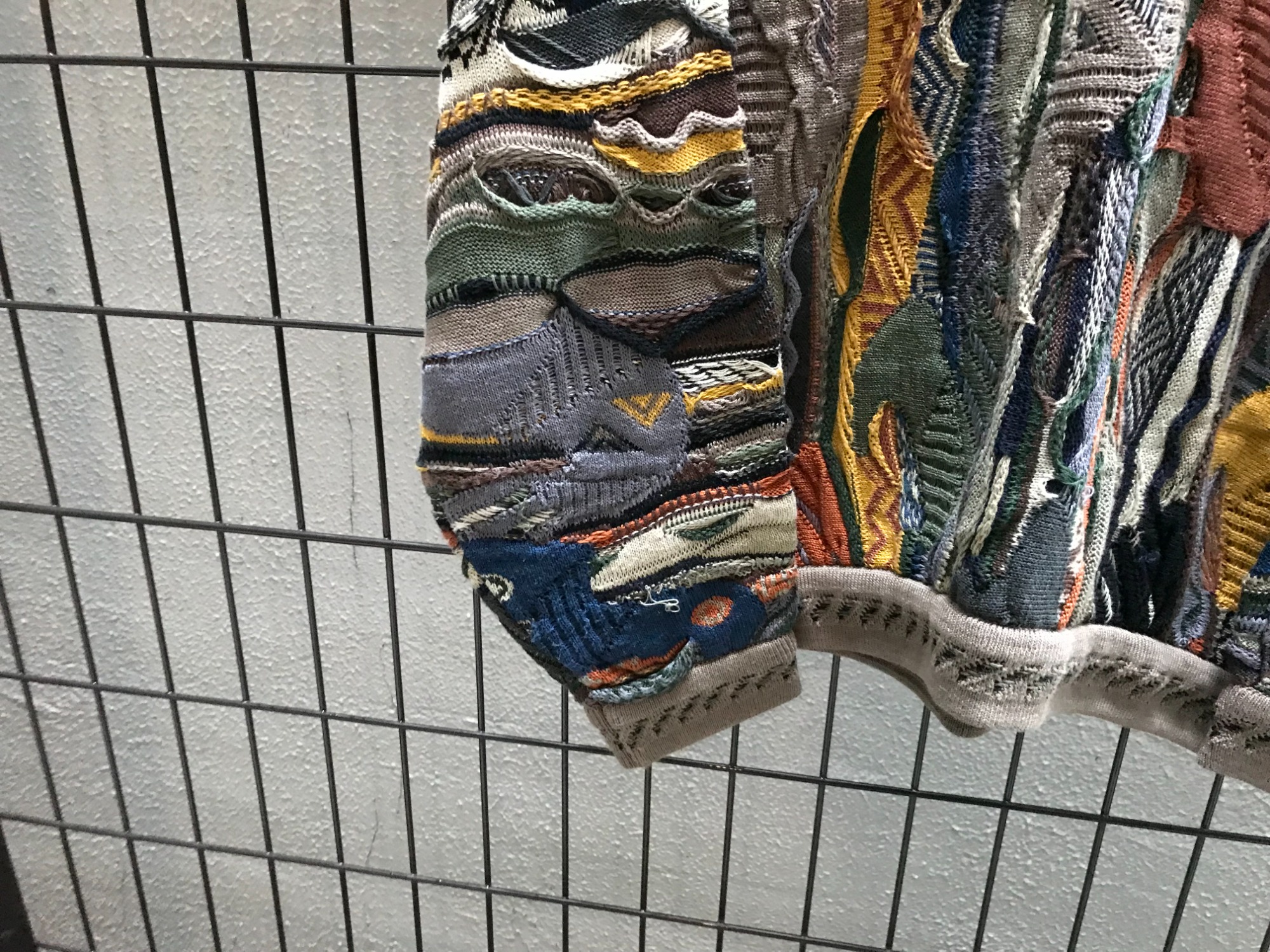 人気古着ニット【Coogi/クージー】よりニットの買取入荷のご紹介