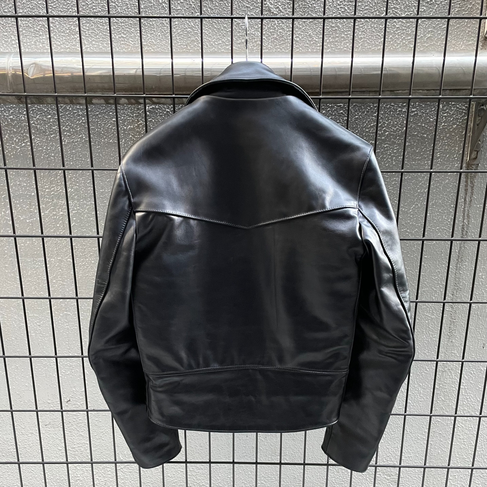 PUREGOLD ダブルライダースジャケット ブラック　ルイスレザー 曜日割引対象外】 ルイスレザー Lewis Leathers ライトニング