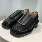 TOGA PULLA/トーガ プルラ】よりスクエアトゥ レザーローファーの買取