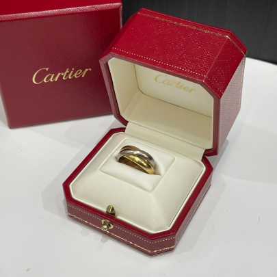 「インポートブランドのCartier 」