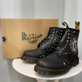 「インポートブランドのDr.Martens 」