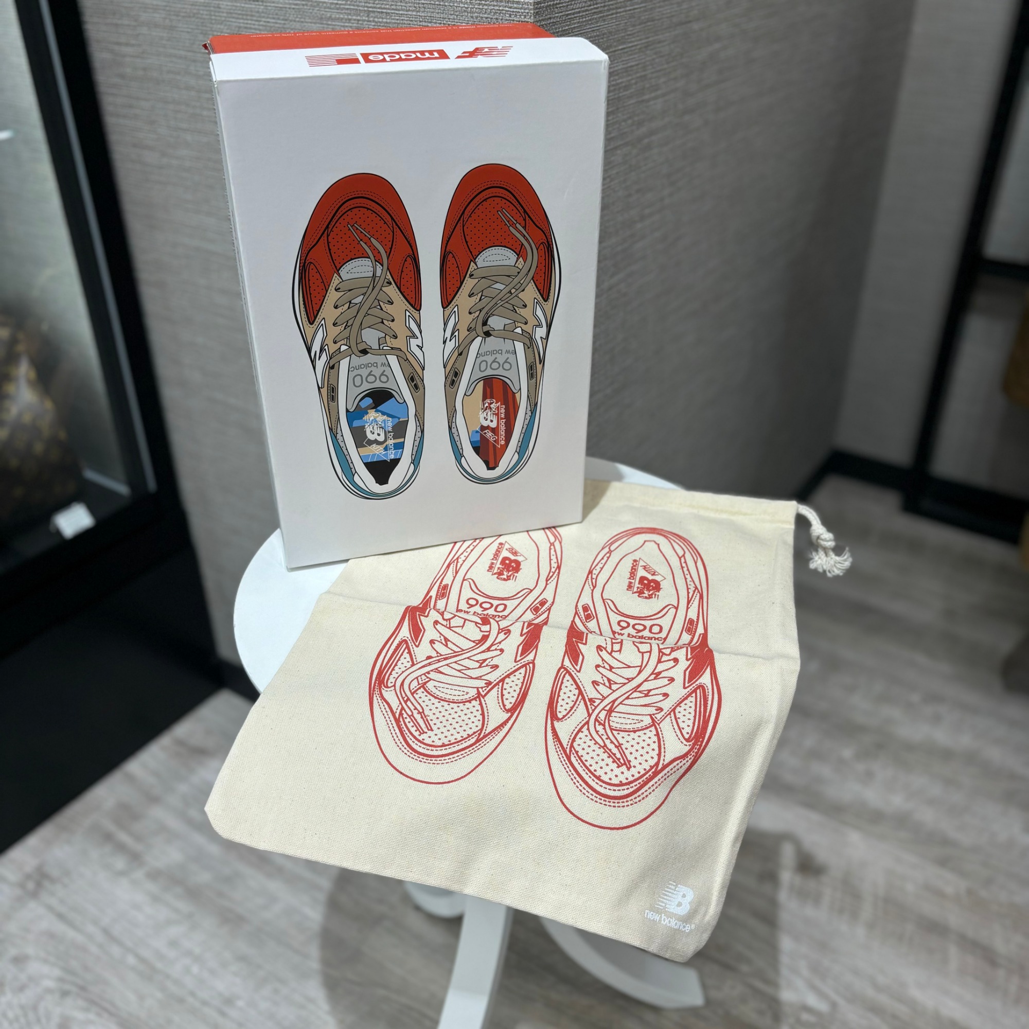 売れ筋がひ新作！ NEW BALANCE×KITH/ニューバランス×キス】より【990V2  パンツ
