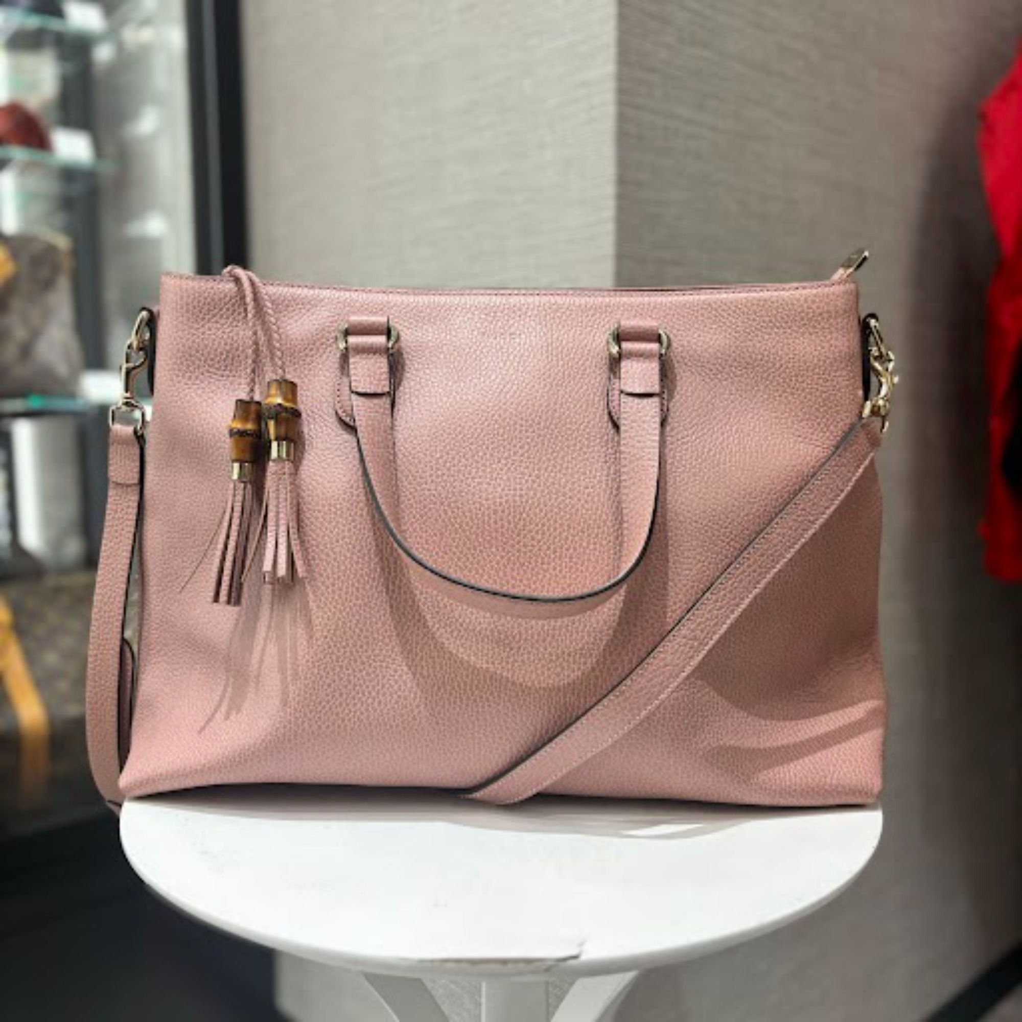 GUCCI/グッチ】より【バンブータッセル2WAYトートバック】が買取 GUCCI/グッチ】より【バンブータッセル2WAYトートバック】が買取