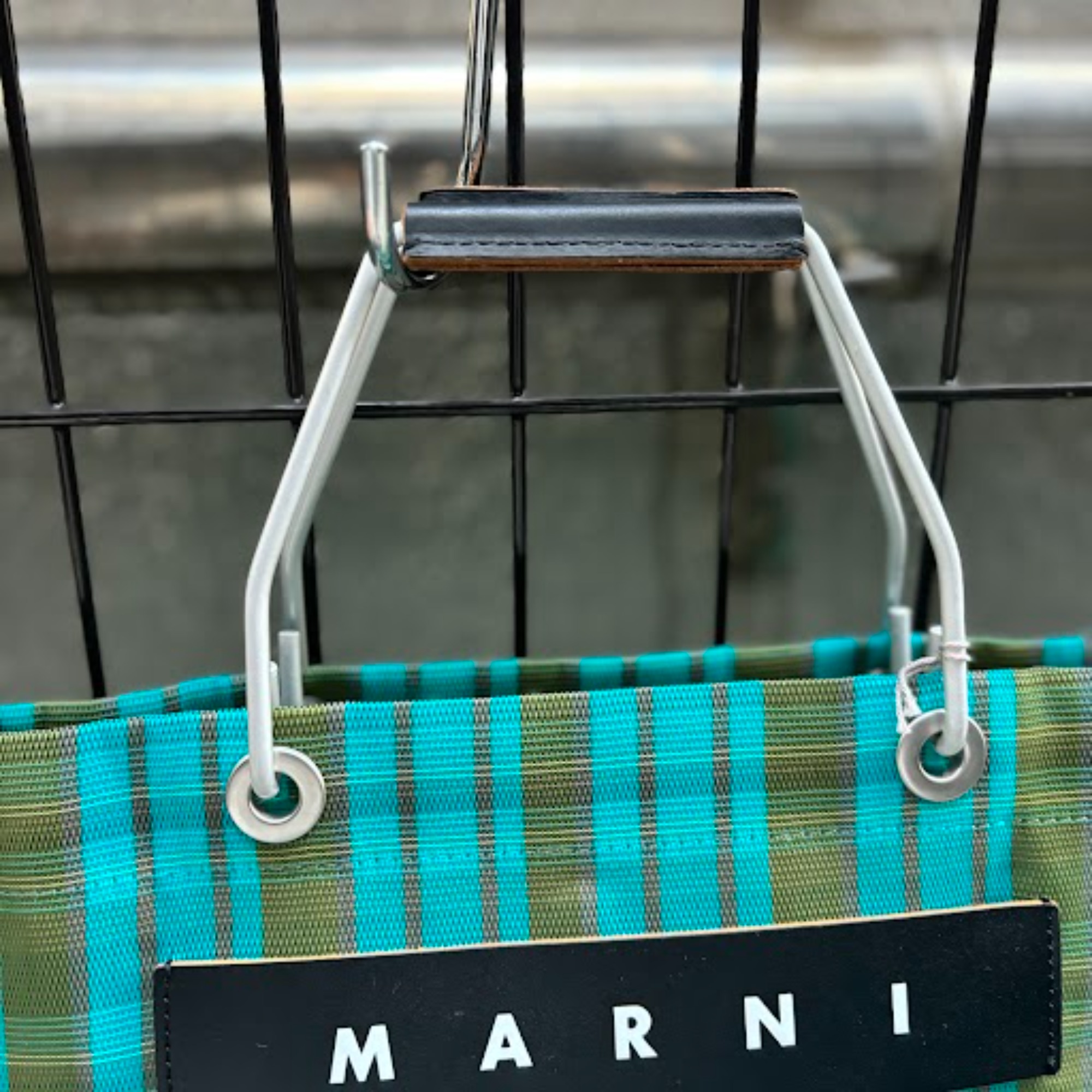MARNI/マル二】より【MARKET STRIPE BAG/マーケットストライプ