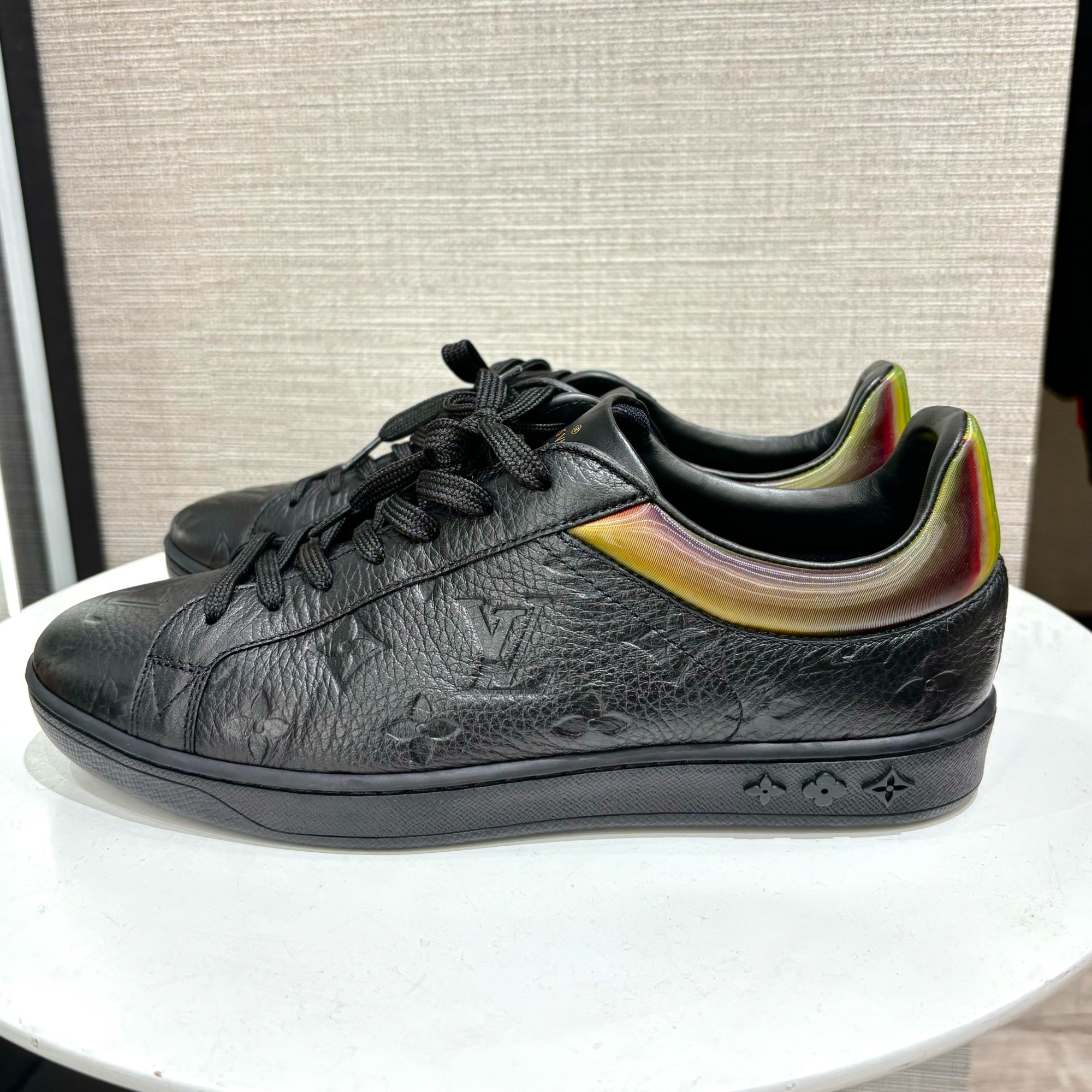 超レア！ルイヴィトン LOUIS VUITTON/ルイヴィトン】より【 ローカットスニーカー 】が買取