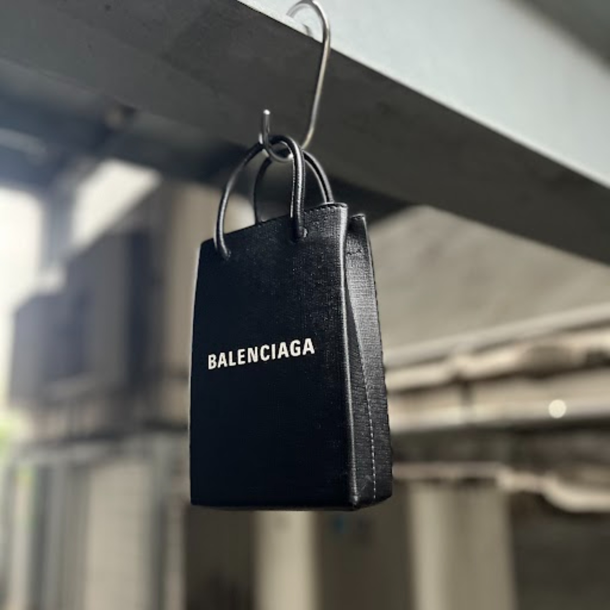 BALENCIAGA/バレンシアガ】 より【ミニショルダーバッグ】の買取入荷の