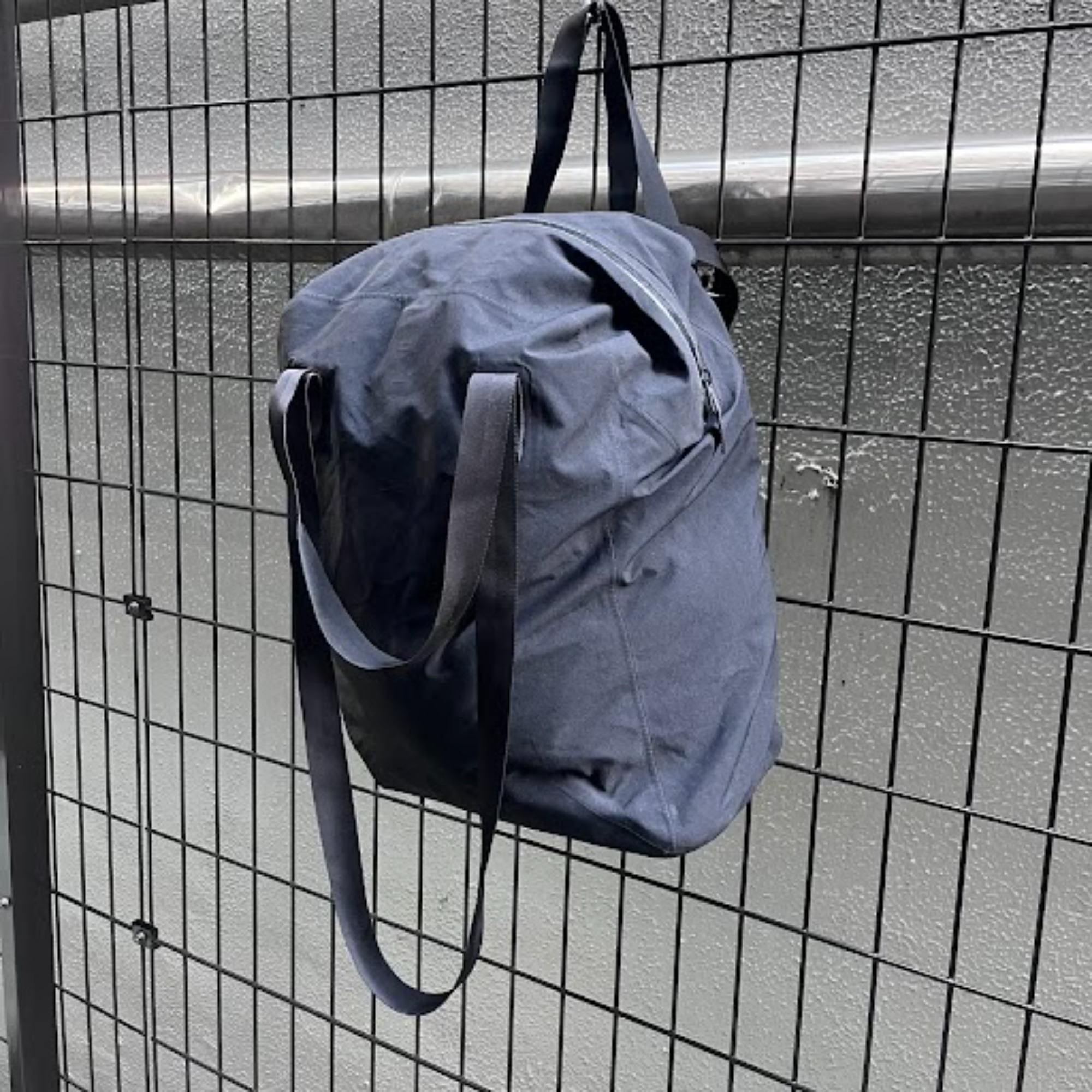 ARC’TERYX VEILANCE◆ショルダーバッグ/-/KHK/無地 ARC\u0027TERYX VEILANCE× International Gallery⁄アークテリクス