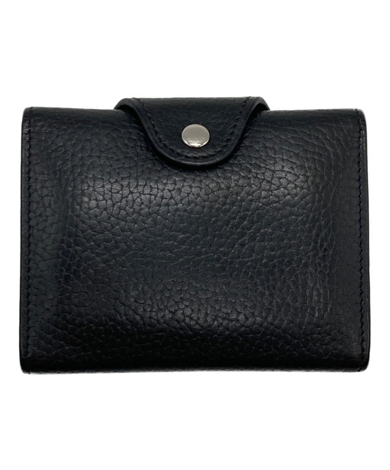 HERMES/エルメス】コンパクトさと機能性を両立。ミニマル派必見の