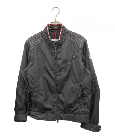「ラグジュアリーブランドのMONCLER 」