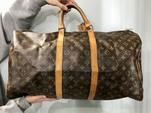 LOUIS VUITTON 　のルイ ヴィトン　