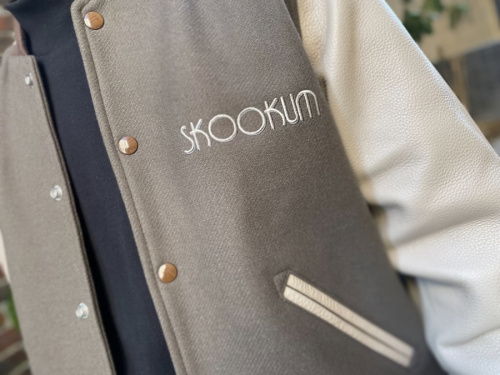 スクーカムのMLTN　JKT