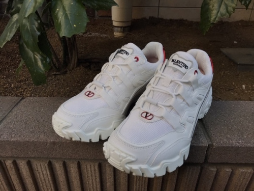 ラグジュアリーブランドのVALENTINO