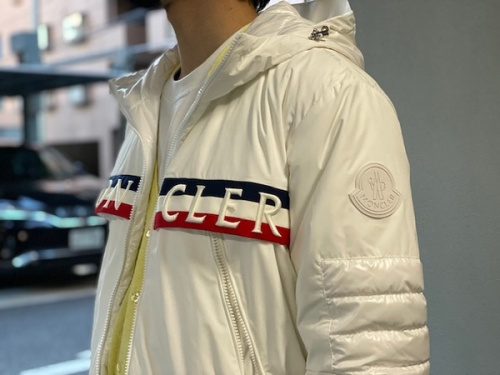 メンズのトップス