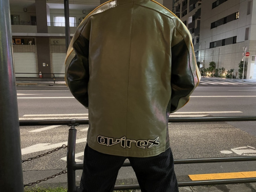 ヴァーシティージャケット