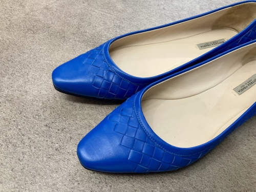 ボッテガベネタのパンプス