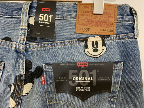 リーバイス×ディズニー コレクションのリーバイス　オリジナル ボタンフライ コーンデニム
