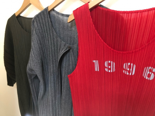 ドメスティックブランドのPLEATS PLEASE