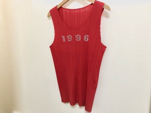 PLEATS PLEASEのプリーツプリーズ