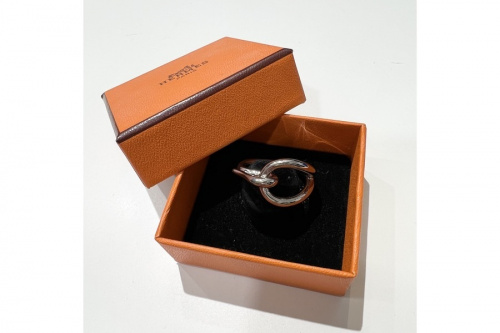 エルメスのスカーフリング　