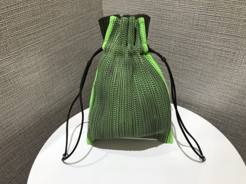 レディースのシューズ・バッグ