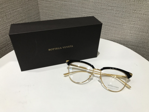 インポートブランドのBOTTEGA VENETA