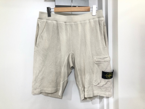 STONE ISLANDのストーンアイランド