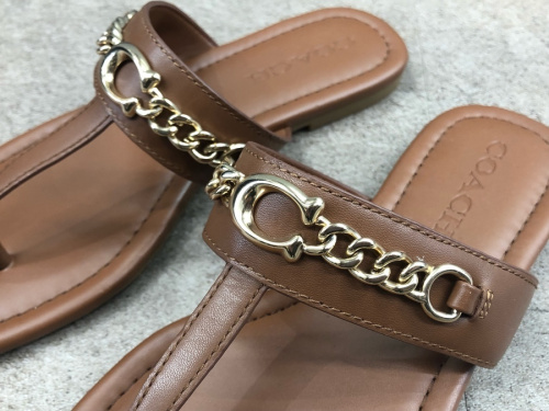 夏　八王子のサンダル　