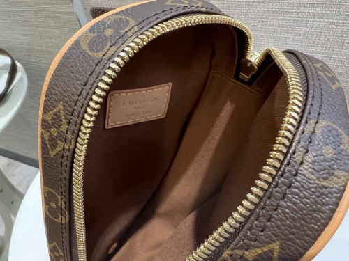 ルイ ヴィトン　のポシェット ガンジュ