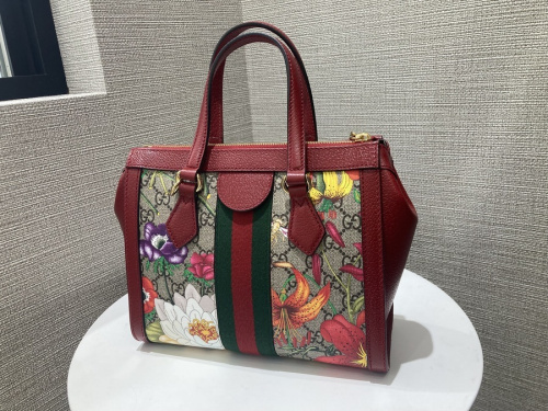 GUCCIのグッチ