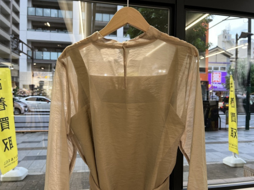 セルフォードのシアーレイヤードワンピース