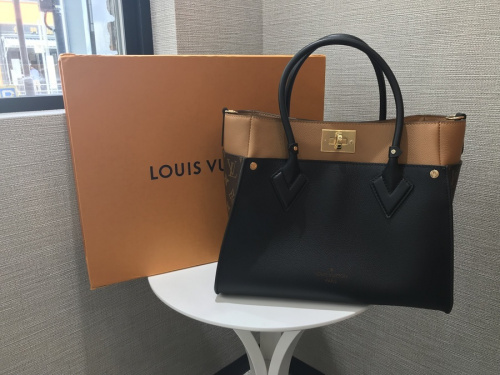 インポートブランドのLOUIS VUITTON 　
