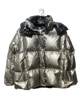 「ラグジュアリーブランドのMONCLER 」