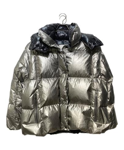 「ラグジュアリーブランドのMONCLER 」