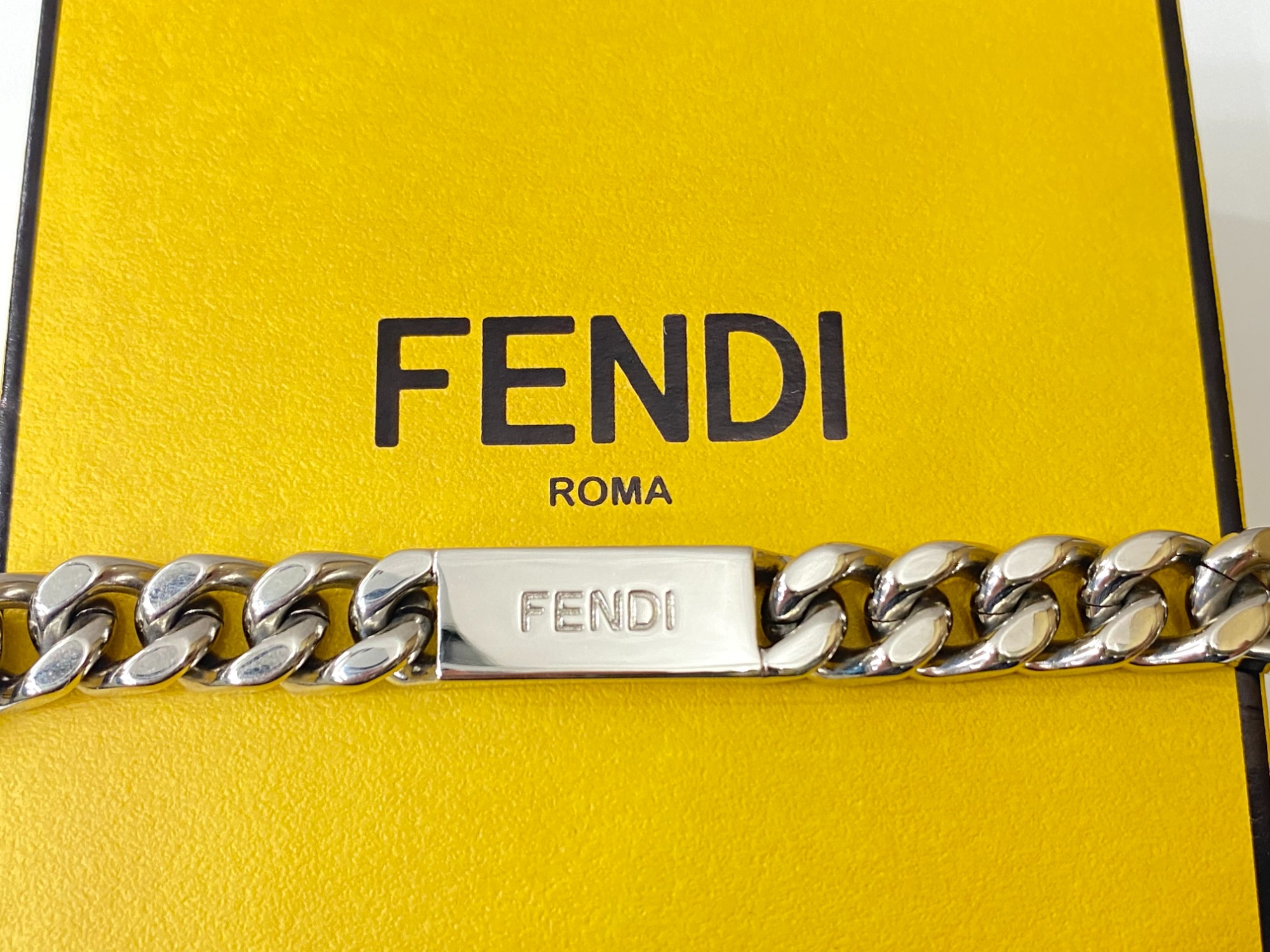 2022年現行アイテム【FENDI/フェンディ】よりプレートチェーンリンクブレスレット買取入荷いたしました。[2022.09.01発行]｜トレ