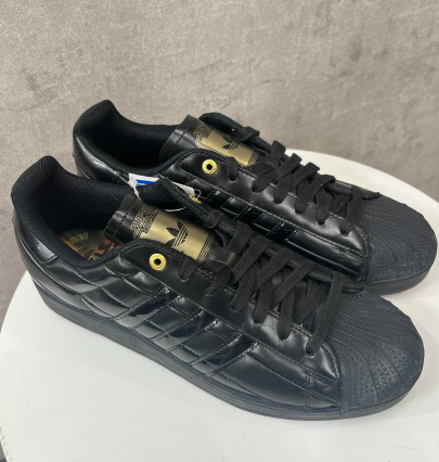 「コラボ・別注アイテムのadidas×STAR WARS 」