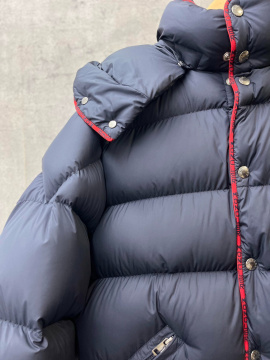 「インポートブランドのMONCLER 」