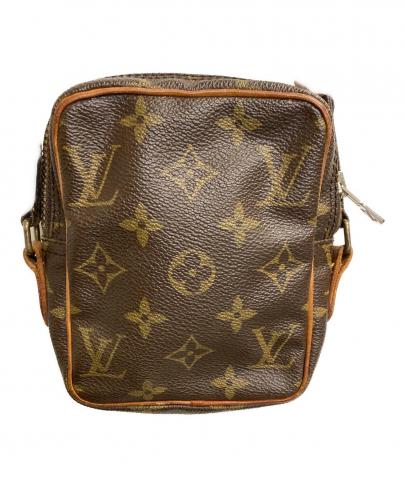 「ラグジュアリーブランドのLOUIS VUITTON 」