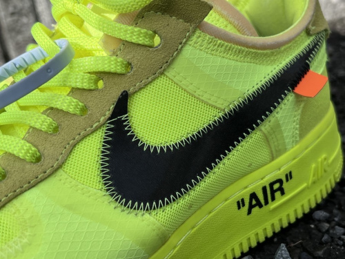 NIKE×Off-Whiteのナイキ×オフホワイト