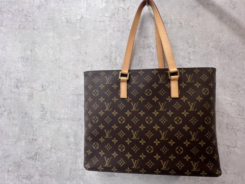 ラグジュアリーブランドのLOUIS VUITTON