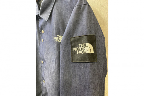 ゴアテックスのコーチジャケット