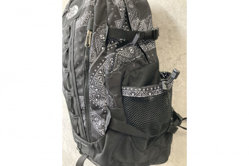 ザノースフェイスのHOT SHOT